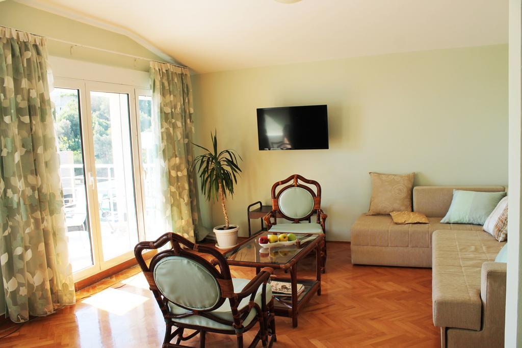 Apartments Gran Sasso 울친 외부 사진