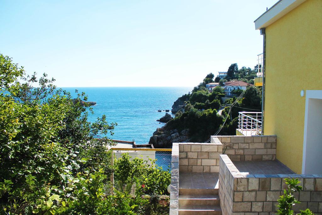 Apartments Gran Sasso 울친 외부 사진