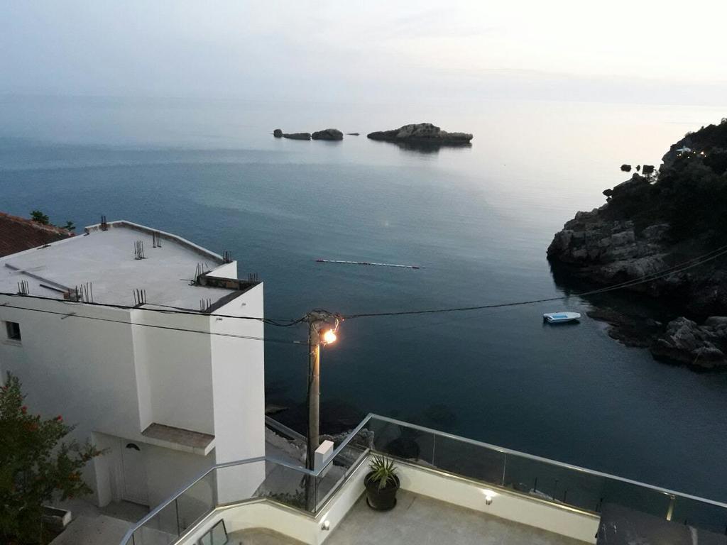 Apartments Gran Sasso 울친 외부 사진