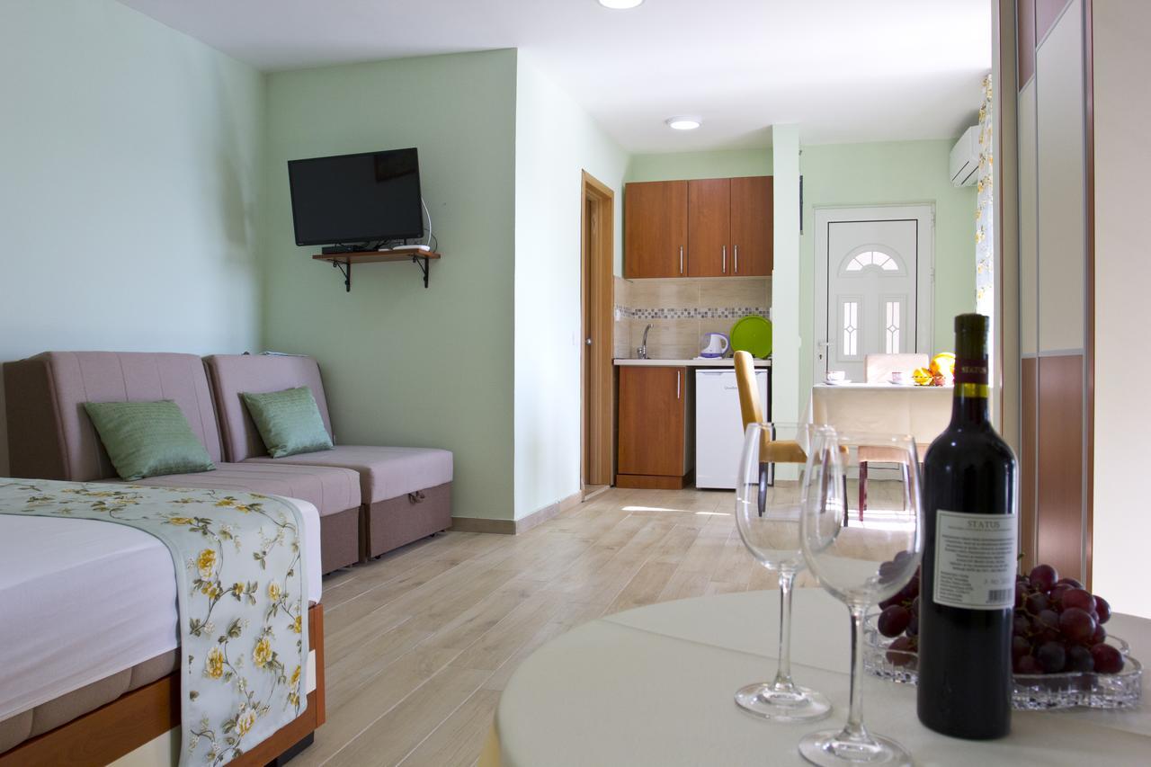 Apartments Gran Sasso 울친 외부 사진